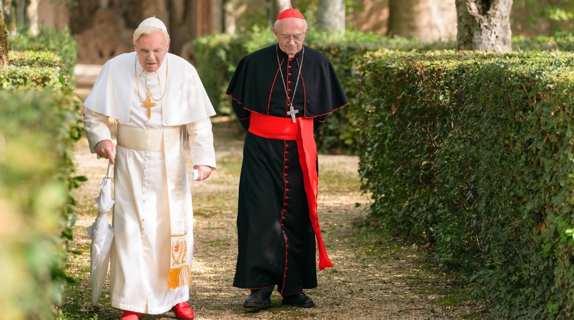 This is the Review of Netflix's latest film "The Two Popes (2019)". Today we're talking about the brand new Netflix movie the two Pope's.